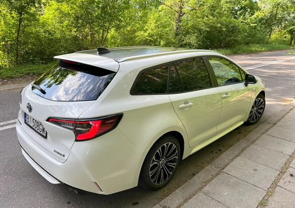 Toyota Corolla cena 90000 przebieg: 25600, rok produkcji 2021 z Białystok małe 781